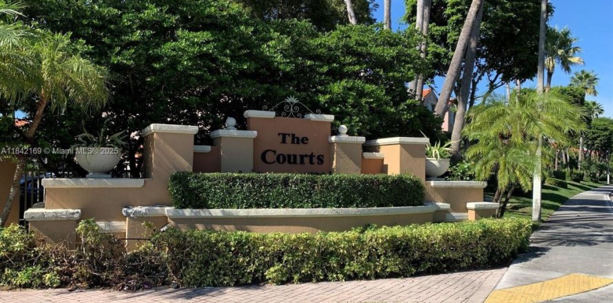 Condominio en Doral, Florida, 2 dormitorios  № 1836031