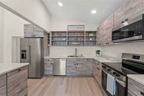 Casa en venta en Seminole, Florida, 4 dormitorios, 292.83 m2 № 1804019 - foto 18
