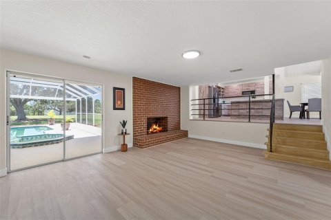 Casa en venta en Seminole, Florida, 4 dormitorios, 292.83 m2 № 1804019 - foto 8