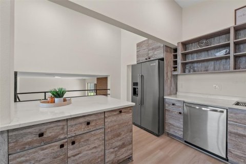 Casa en venta en Seminole, Florida, 4 dormitorios, 292.83 m2 № 1804019 - foto 16