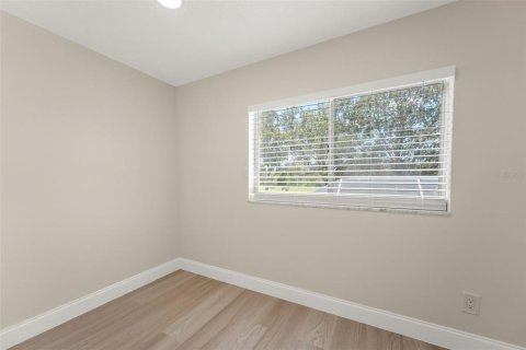 Casa en venta en Seminole, Florida, 4 dormitorios, 292.83 m2 № 1804019 - foto 26