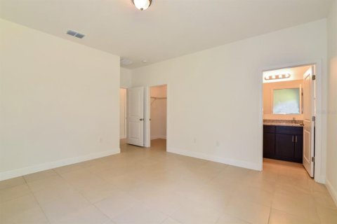 Villa ou maison à louer à Ocala, Floride: 4 chambres, 146.6 m2 № 2119776 - photo 5