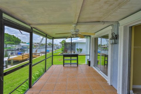 Condo in Apollo Beach, Florida, 2 bedrooms  № 1853927 - photo 17