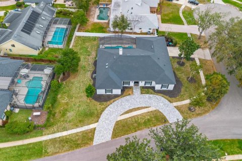 House in Orlando, Florida 4 bedrooms, 280.38 sq.m. № 1567522 - photo 3
