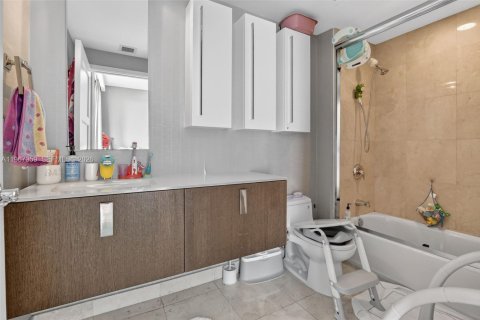 Купить кондоминиум в Авентура, Флорида 3 спальни, 169.55м2, № 2028604 - фото 30