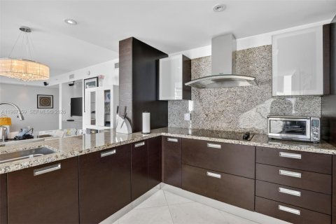 Купить кондоминиум в Авентура, Флорида 3 спальни, 169.55м2, № 2028604 - фото 14