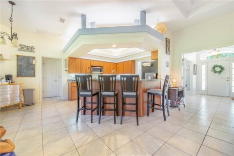 House in Polk City, Florida 5 bedrooms, 217.02 sq.m. № 2112714 - photo 8