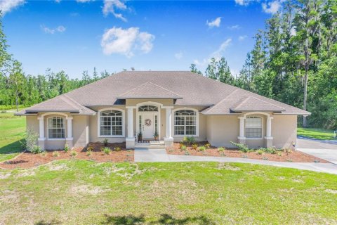 Casa en Polk City, Florida 5 dormitorios, 217.02 m2 № 2112714