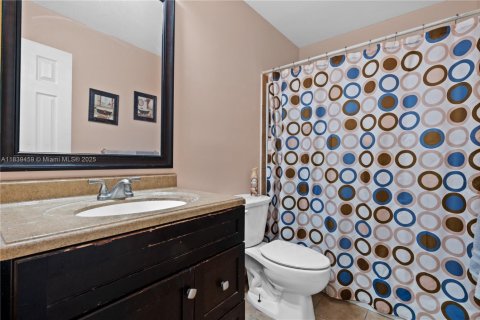 Condo in Homestead, Florida, 3 bedrooms № 1939645 - photo 17