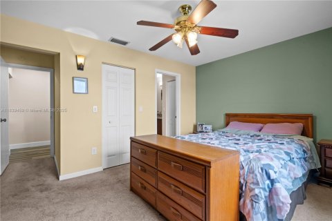 Condo in Homestead, Florida, 3 bedrooms № 1939645 - photo 19