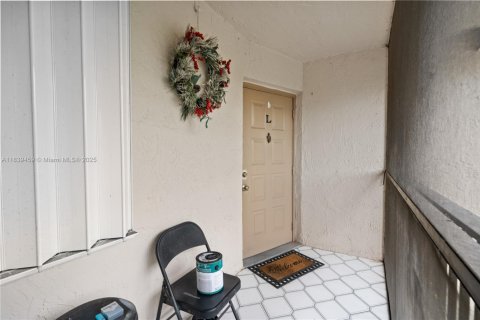Condo in Homestead, Florida, 3 bedrooms № 1939645 - photo 6