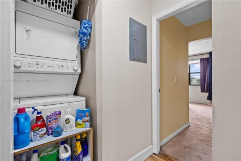 Condo in Homestead, Florida, 3 bedrooms № 1939645 - photo 23