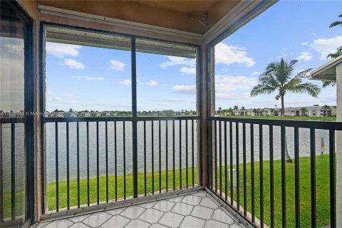 Condo in Homestead, Florida, 3 bedrooms № 1939645 - photo 25