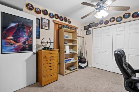 Condo in Homestead, Florida, 3 bedrooms № 1939645 - photo 5