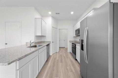 Villa ou maison à vendre à Babson Park, Floride: 4 chambres, 191.29 m2 № 2141843 - photo 13
