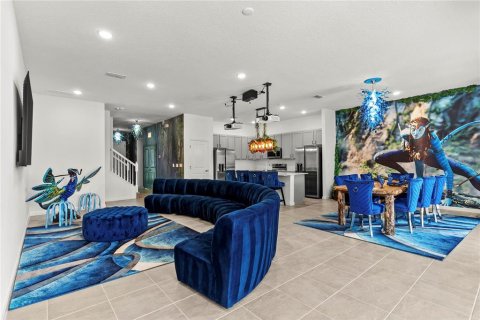 Casa en venta en Orlando, Florida, 10 dormitorios, 386.66 m2 № 2167324 - foto 3