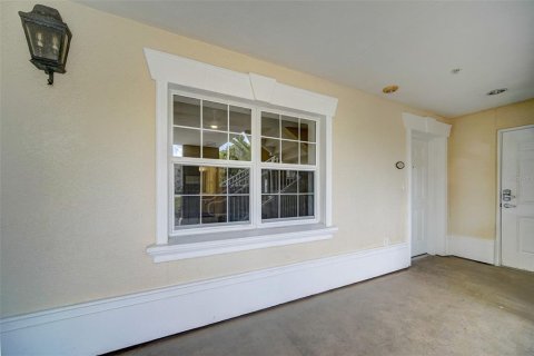 Adosado en venta en Four Corners, Florida, 3 dormitorios, 163.04 m2 № 1903787 - foto 4