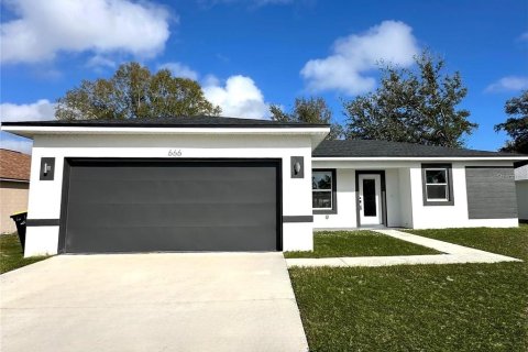 Casa en alquiler en Kissimmee, Florida, 3 dormitorios, 117.99 m2 № 1915920 - foto 1