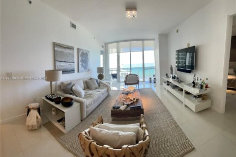 Снять в аренду кондоминиум в Санни-Айлс-Бич, Флорида 3 спальни, 179.77м2, № 1926293 - фото 11