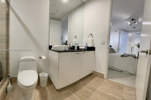 Снять в аренду кондоминиум в Санни-Айлс-Бич, Флорида 3 спальни, 179.77м2, № 1926293 - фото 22