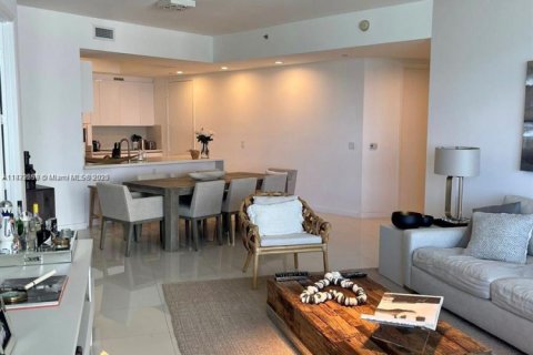 Снять в аренду кондоминиум в Санни-Айлс-Бич, Флорида 3 спальни, 179.77м2, № 1926293 - фото 10