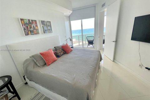 Снять в аренду кондоминиум в Санни-Айлс-Бич, Флорида 3 спальни, 179.77м2, № 1926293 - фото 16