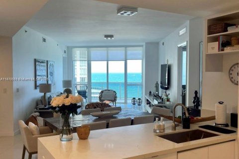 Снять в аренду кондоминиум в Санни-Айлс-Бич, Флорида 3 спальни, 179.77м2, № 1926293 - фото 9