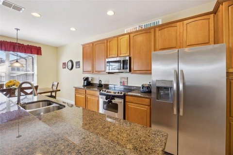 Villa ou maison à vendre à Kissimmee, Floride: 4 chambres, 169.45 m2 № 2142871 - photo 18