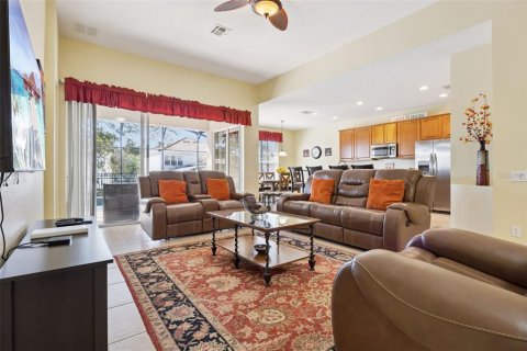 Villa ou maison à vendre à Kissimmee, Floride: 4 chambres, 169.45 m2 № 2142871 - photo 12
