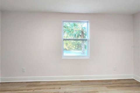 House in Tampa, Florida 4 bedrooms, 182.09 sq.m. № 2197145 - photo 24