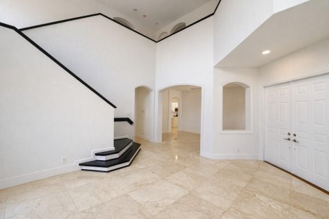 House in Weston, Florida 7 bedrooms, 341.42 sq.m. № 2253836 - photo 12
