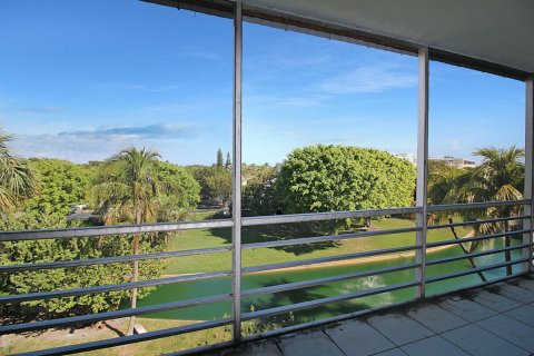 Copropriété à vendre à Lantana, Floride: 1 chambre, 74.88 m2 № 2250642 - photo 13
