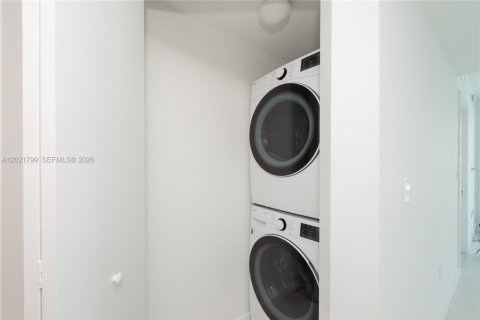 Copropriété à vendre à Miami, Floride: 2 chambres, 89.28 m2 № 2256954 - photo 18