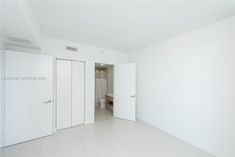 Copropriété à vendre à Miami, Floride: 2 chambres, 89.28 m2 № 2256954 - photo 11