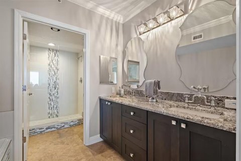Condo in North Redington Beach, Florida, 3 bedrooms  № 1593135 - photo 20