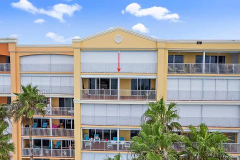 Condo in North Redington Beach, Florida, 3 bedrooms  № 1593135 - photo 29