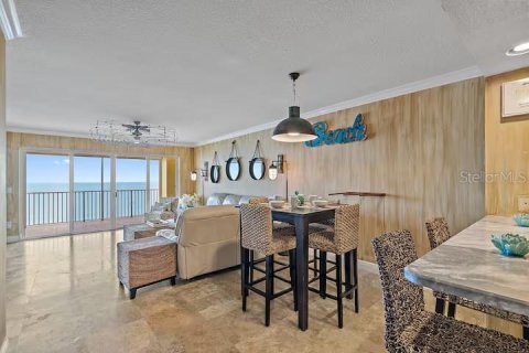 Condo in North Redington Beach, Florida, 3 bedrooms  № 1593135 - photo 14