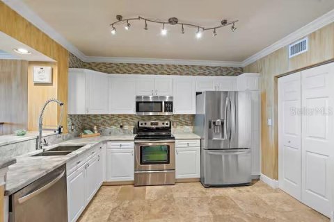 Condo in North Redington Beach, Florida, 3 bedrooms  № 1593135 - photo 12