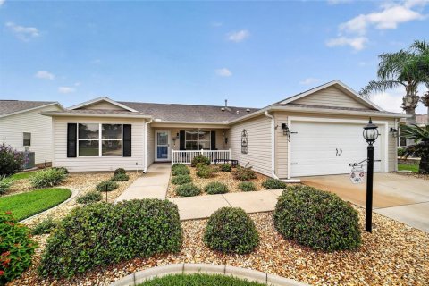 House in The Villages, Florida 3 bedrooms, 141.86 sq.m. № 2284074