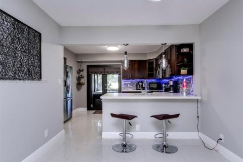 Adosado en alquiler en Plantation, Florida, 3 dormitorios, 112.41 m2 № 2006505 - foto 4