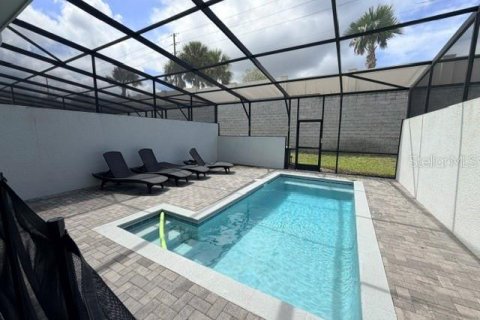 Touwnhouse à vendre à Davenport, Floride: 5 chambres, 212.1 m2 № 2306415 - photo 18