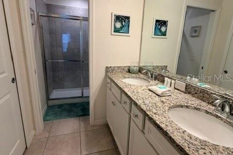 Touwnhouse à vendre à Davenport, Floride: 5 chambres, 212.1 m2 № 2306415 - photo 16