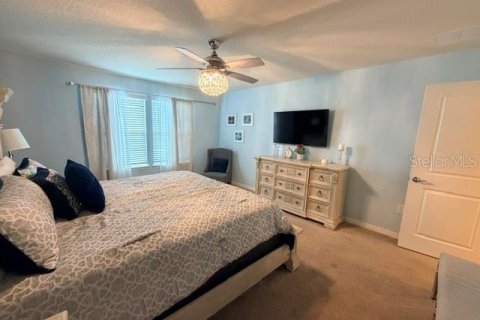 Touwnhouse à vendre à Davenport, Floride: 5 chambres, 212.1 m2 № 2306415 - photo 15