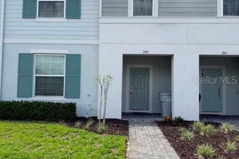 Touwnhouse à Davenport, Floride 5 chambres, 212.1 m2 № 2306415