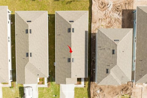 House in Saint Cloud, Florida 3 bedrooms, 139.45 sq.m. № 2098417 - photo 3