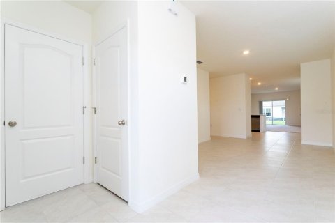 House in Saint Cloud, Florida 3 bedrooms, 139.45 sq.m. № 2098417 - photo 19