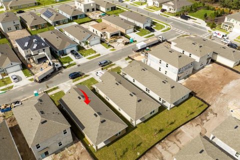 House in Saint Cloud, Florida 3 bedrooms, 139.45 sq.m. № 2098417 - photo 4
