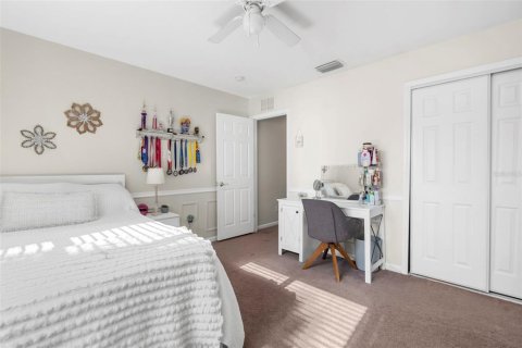 Casa en venta en Brooksville, Florida, 4 dormitorios, 222.59 m2 № 1916767 - foto 30