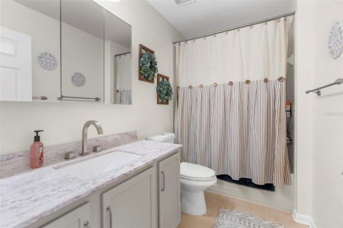 Casa en venta en Brooksville, Florida, 4 dormitorios, 222.59 m2 № 1916767 - foto 29