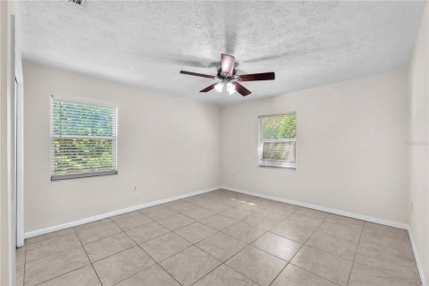 Casa en venta en Valrico, Florida, 4 dormitorios, 242.29 m2 № 2387402 - foto 24